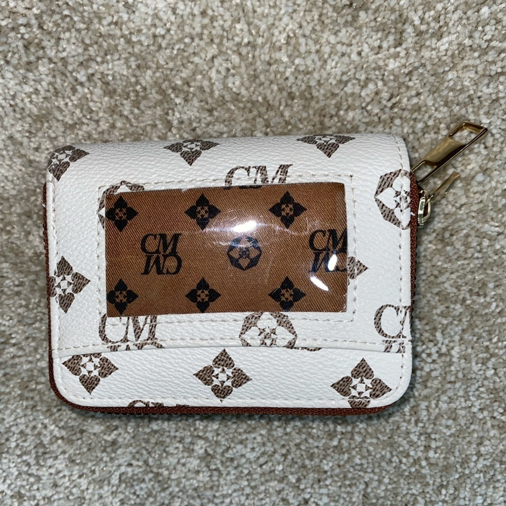Woman’s Wallet 🤎